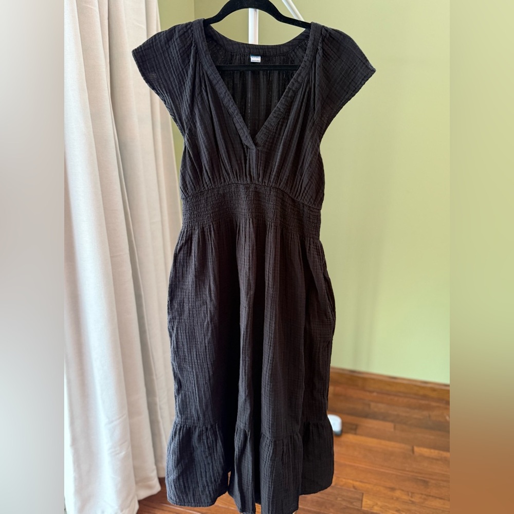 Old Navy Black Midi Dress